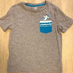 Old Navy boys sz medium shark shirt